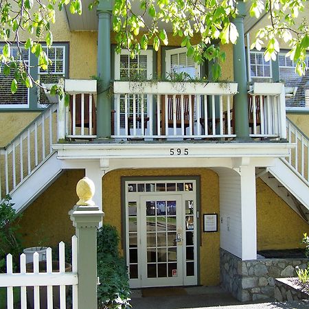 Rosewood Inn Victoria Zewnętrze zdjęcie