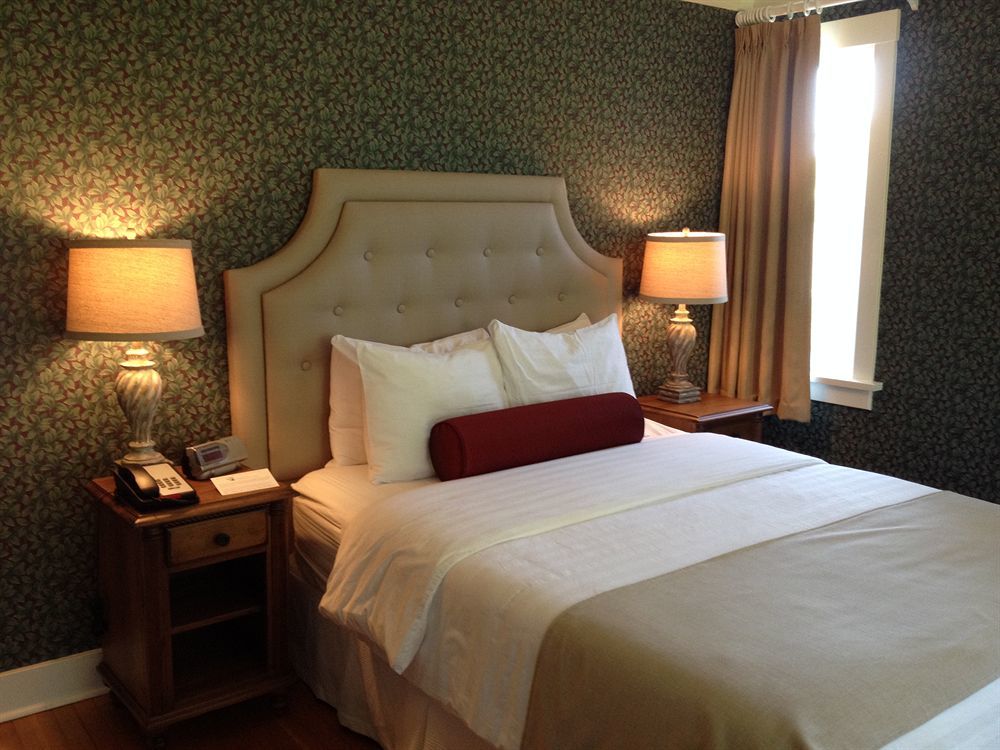 Rosewood Inn Victoria Zewnętrze zdjęcie
