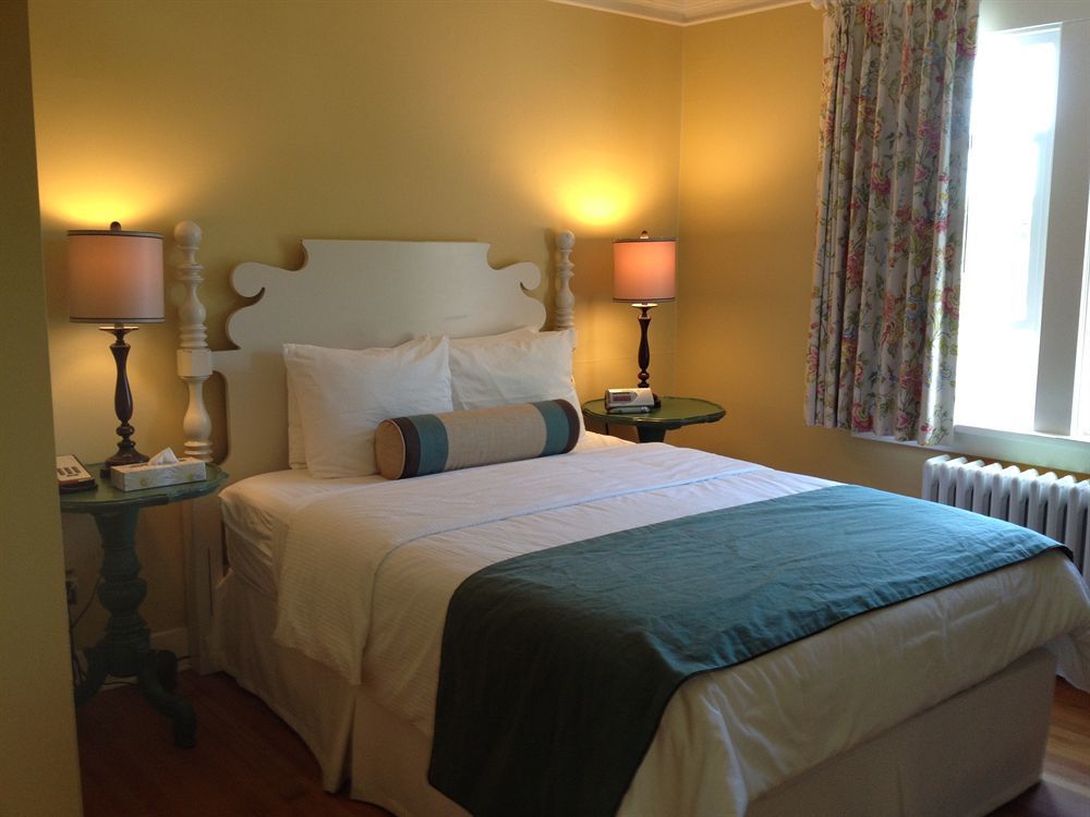 Rosewood Inn Victoria Zewnętrze zdjęcie