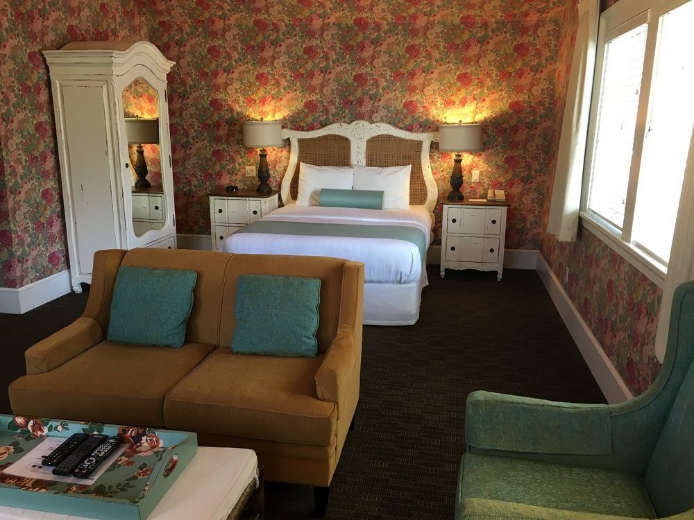 Rosewood Inn Victoria Zewnętrze zdjęcie
