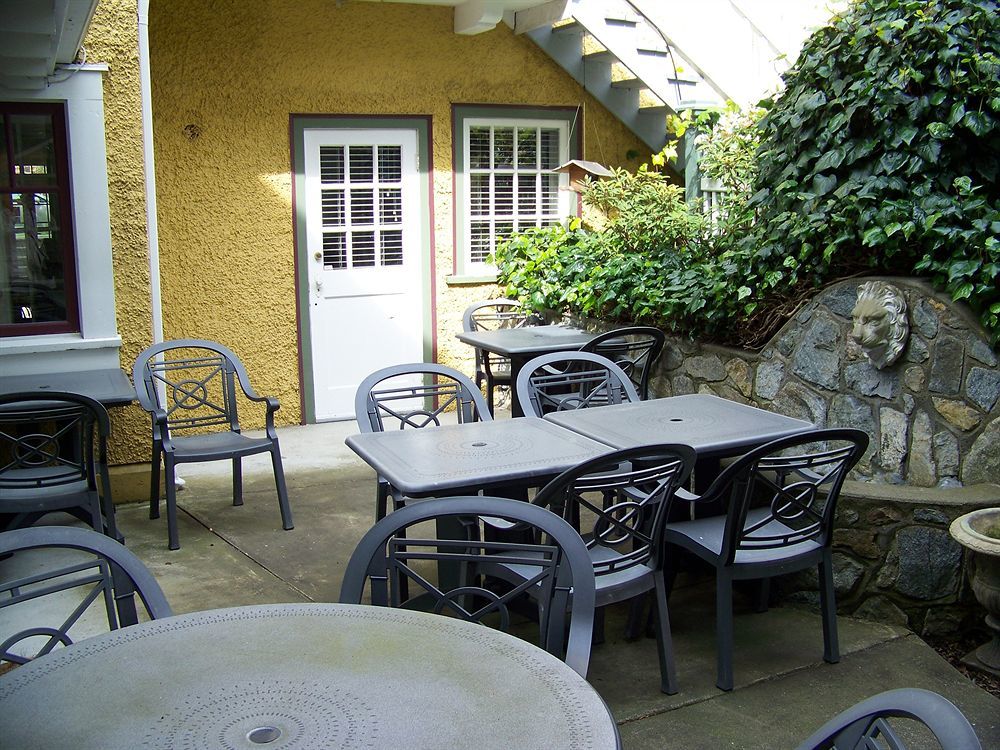 Rosewood Inn Victoria Zewnętrze zdjęcie